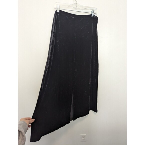 Units Velvet Maxi Skirt Plus Size 1X Black Goth - Picture 3 of 7